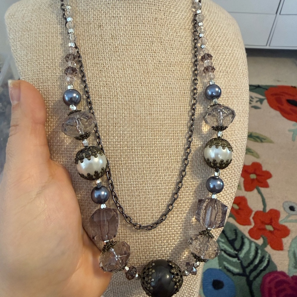Chic‎ Silver and Gray Beaded Necklace